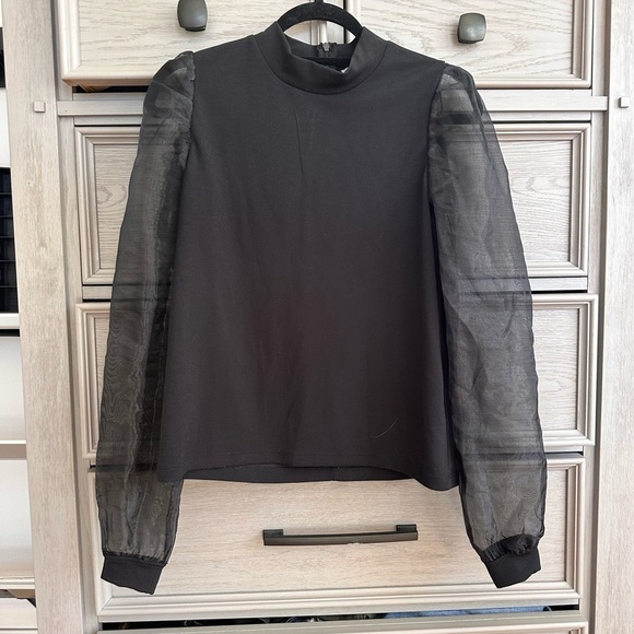 Pieces Tops - Elegant Black Sheer Sleeve Top